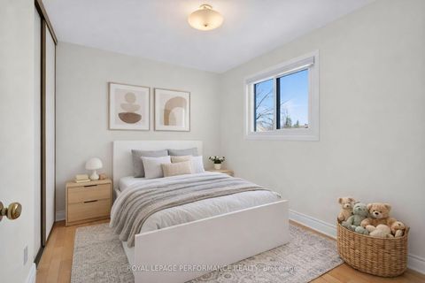 Photo 33 at 13 Valley Ridge Street, Nepean (Borden Farm/Stewart Farm/Carleton Heights/Parkwood Hills), Ottawa