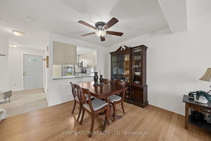 Photo 11 at 22 - 920 Dynes Road, Nepean (Carleton Square), Ottawa