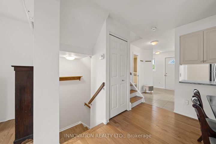Photo 16 at 22 - 920 Dynes Road, Nepean (Carleton Square), Ottawa