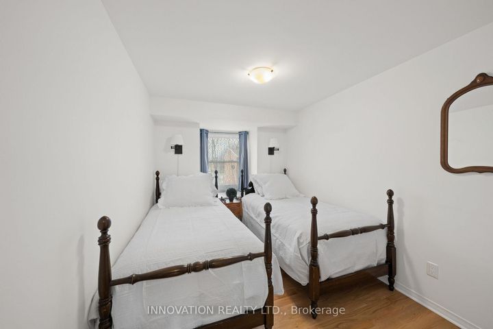 Photo 20 at 22 - 920 Dynes Road, Nepean (Carleton Square), Ottawa