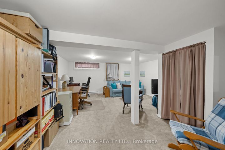 Photo 23 at 22 - 920 Dynes Road, Nepean (Carleton Square), Ottawa
