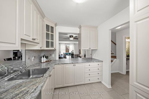 Photo 6 at 22 - 920 Dynes Road, Nepean (Carleton Square), Ottawa