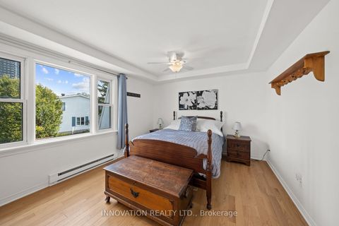 Photo 18 at 22 - 920 Dynes Road, Nepean (Carleton Square), Ottawa