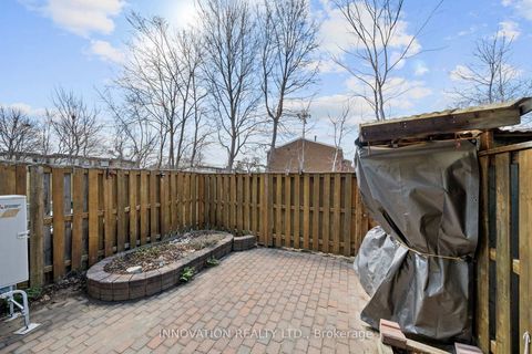 Photo 27 at 22 - 920 Dynes Road, Nepean (Carleton Square), Ottawa