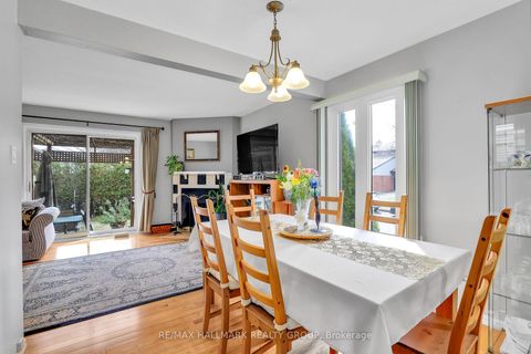 Photo 2 at 730 Malibu Terrace, Nepean (Courtland Park), Ottawa