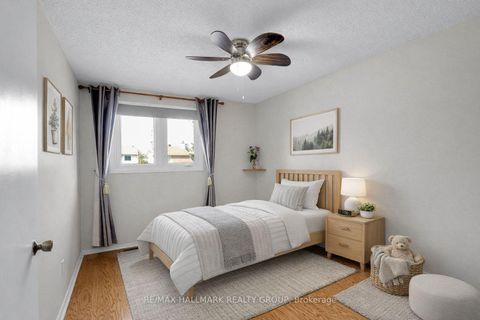 Photo 14 at 730 Malibu Terrace, Nepean (Courtland Park), Ottawa