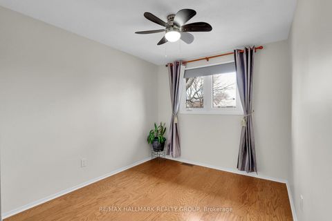 Photo 15 at 730 Malibu Terrace, Nepean (Courtland Park), Ottawa