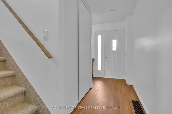 Photo 4 at D - 30 Black Forest Lane, Nepean (Arbeatha Park), Ottawa