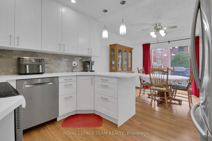 Photo 21 at D - 30 Black Forest Lane, Nepean (Arbeatha Park), Ottawa