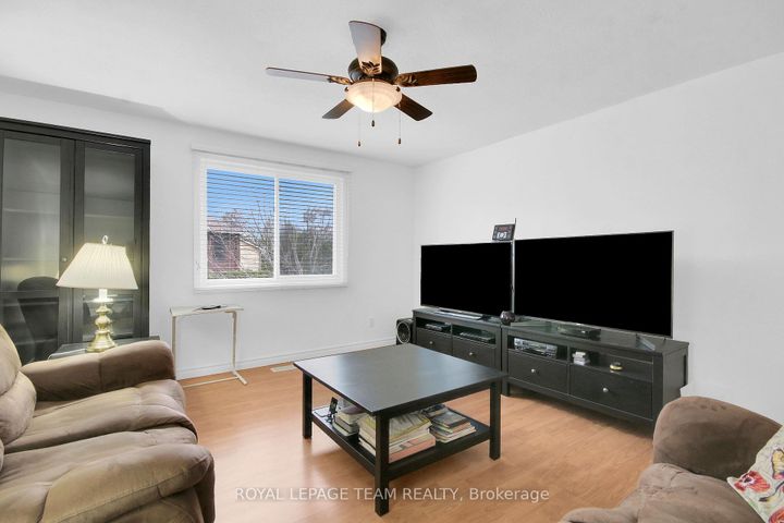 Photo 33 at D - 30 Black Forest Lane, Nepean (Arbeatha Park), Ottawa