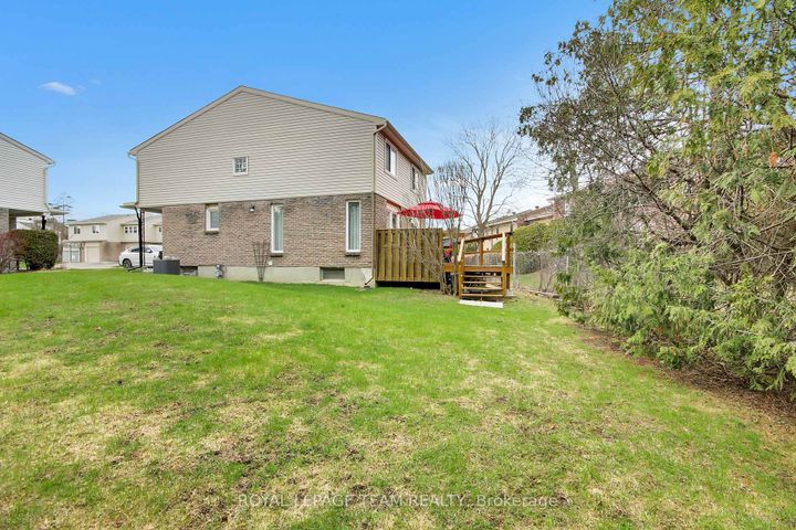 Photo 48 at D - 30 Black Forest Lane, Nepean (Arbeatha Park), Ottawa