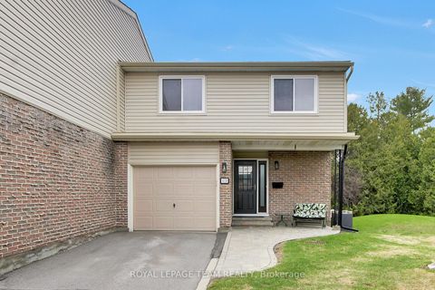 Photo 1 at D - 30 Black Forest Lane, Nepean (Arbeatha Park), Ottawa