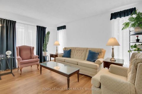 Photo 8 at D - 30 Black Forest Lane, Nepean (Arbeatha Park), Ottawa