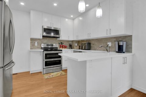 Photo 17 at D - 30 Black Forest Lane, Nepean (Arbeatha Park), Ottawa