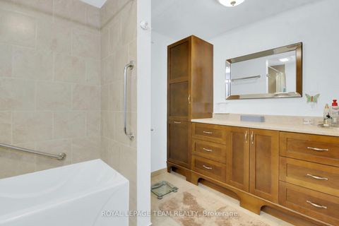 Photo 30 at D - 30 Black Forest Lane, Nepean (Arbeatha Park), Ottawa