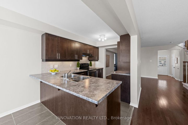 Photo 13 at 2647 Half Moon Bay Road, Nepean (Stonebridge), Ottawa
