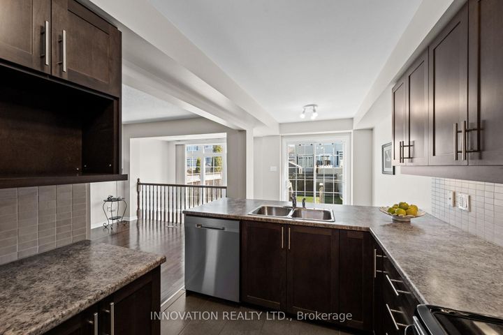Photo 15 at 2647 Half Moon Bay Road, Nepean (Stonebridge), Ottawa
