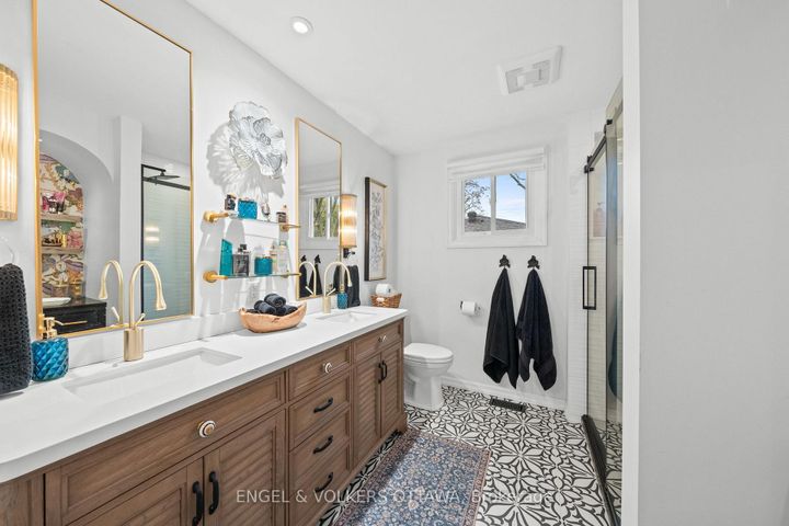 Photo 20 at 1 Erinlea Court, Nepean (Pineglen/Country Place), Ottawa