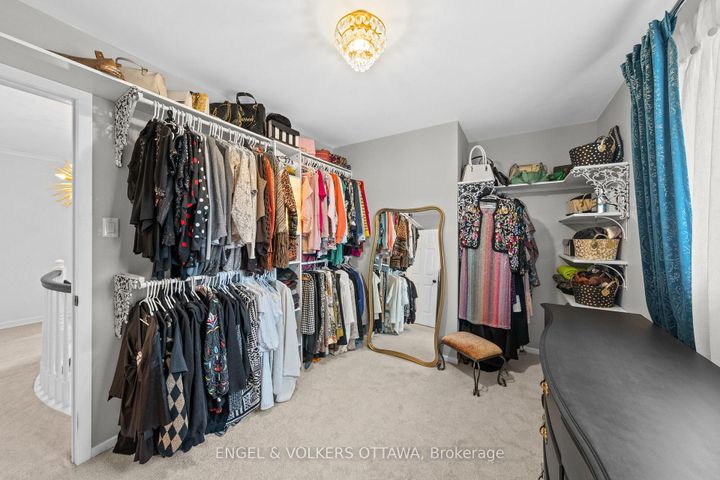 Photo 22 at 1 Erinlea Court, Nepean (Pineglen/Country Place), Ottawa