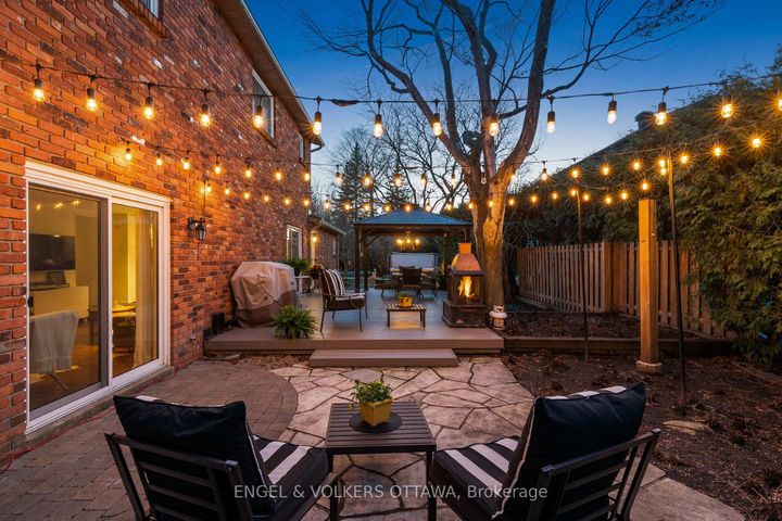 Photo 34 at 1 Erinlea Court, Nepean (Pineglen/Country Place), Ottawa