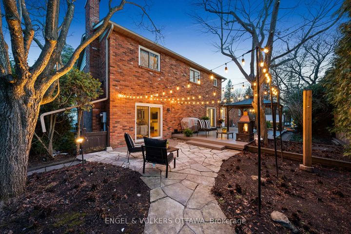 Photo 35 at 1 Erinlea Court, Nepean (Pineglen/Country Place), Ottawa