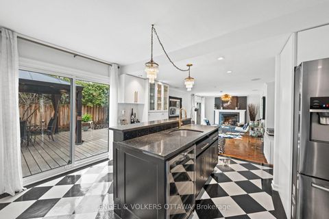 Photo 12 at 1 Erinlea Court, Nepean (Pineglen/Country Place), Ottawa