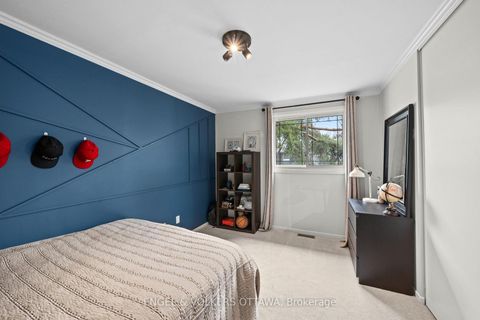 Photo 24 at 1 Erinlea Court, Nepean (Pineglen/Country Place), Ottawa