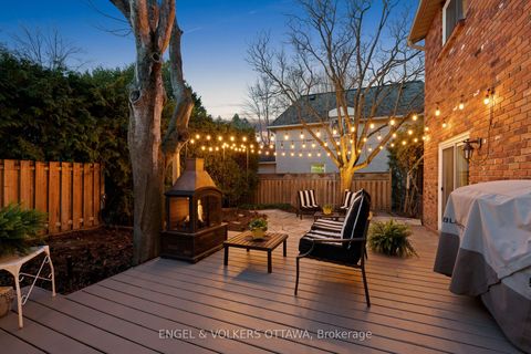 Photo 33 at 1 Erinlea Court, Nepean (Pineglen/Country Place), Ottawa