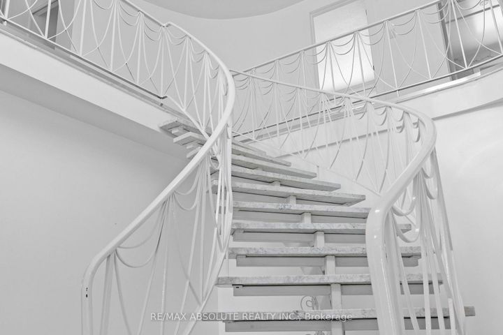 Photo 23 at 1444 Normandy Crescent, Nepean (Carleton Heights), Ottawa