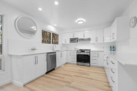 Photo 15 at 1444 Normandy Crescent, Nepean (Carleton Heights), Ottawa