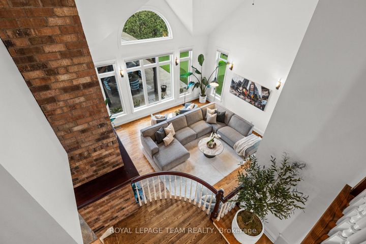 Photo 13 at 17 Craigmohr Court, Nepean (Craig Henry/Woodvale), Ottawa