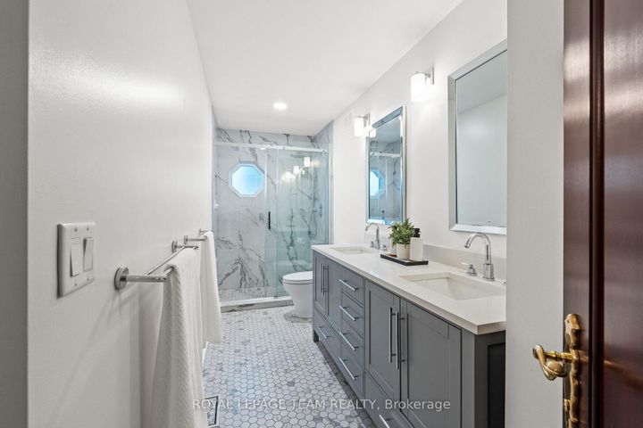 Photo 22 at 17 Craigmohr Court, Nepean (Craig Henry/Woodvale), Ottawa