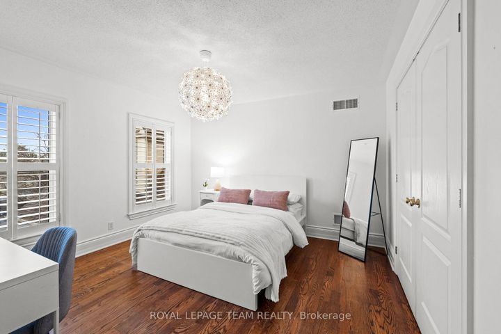 Photo 24 at 17 Craigmohr Court, Nepean (Craig Henry/Woodvale), Ottawa