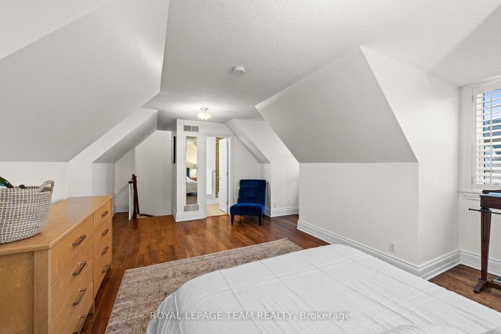 Photo 29 at 17 Craigmohr Court, Nepean (Craig Henry/Woodvale), Ottawa