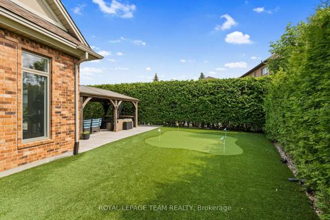 Photo 35 at 17 Craigmohr Court, Nepean (Craig Henry/Woodvale), Ottawa