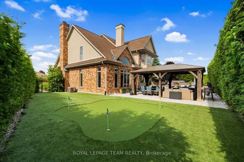 Photo 36 at 17 Craigmohr Court, Nepean (Craig Henry/Woodvale), Ottawa