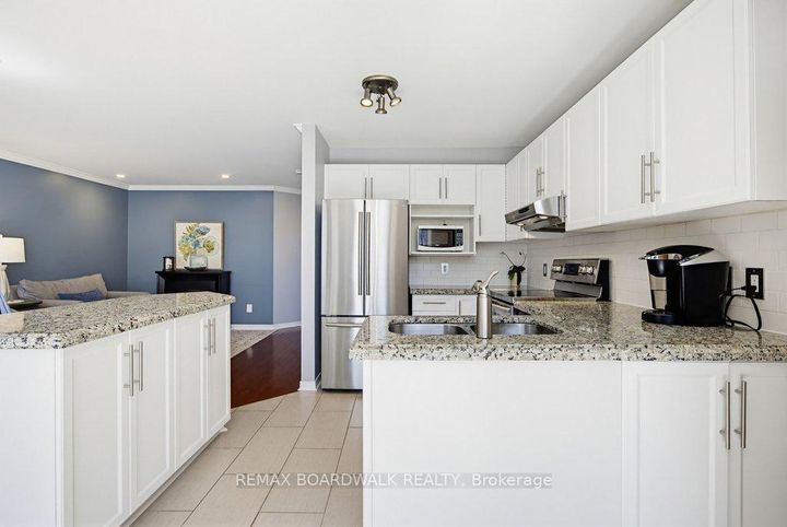 Photo 16 at 10 Valemont Street, Nepean (Barrhaven East), Ottawa