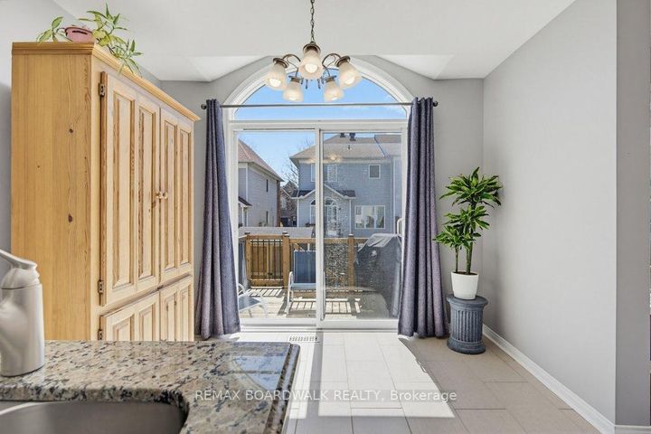 Photo 18 at 10 Valemont Street, Nepean (Barrhaven East), Ottawa
