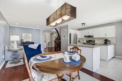 Photo 13 at 10 Valemont Street, Nepean (Barrhaven East), Ottawa