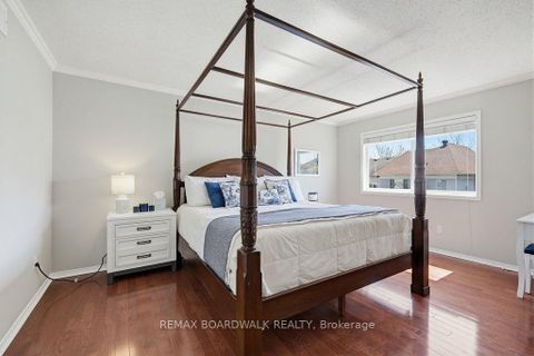 Photo 22 at 10 Valemont Street, Nepean (Barrhaven East), Ottawa