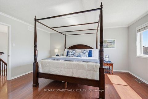 Photo 23 at 10 Valemont Street, Nepean (Barrhaven East), Ottawa