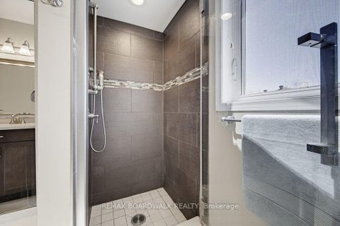 Photo 28 at 10 Valemont Street, Nepean (Barrhaven East), Ottawa