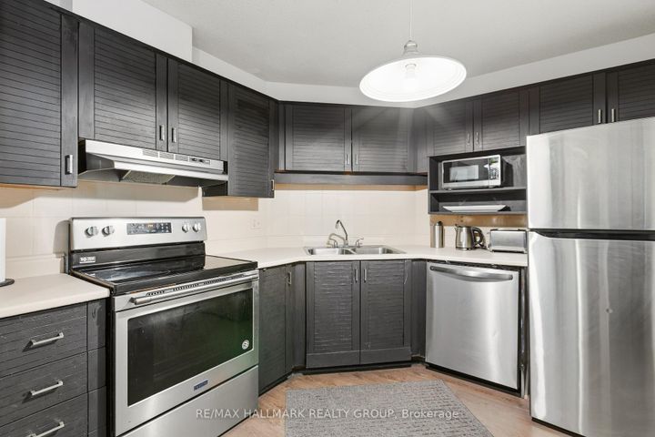 Photo 6 at A - 176 Sherway Drive, Nepean (Pheasant Run), Ottawa