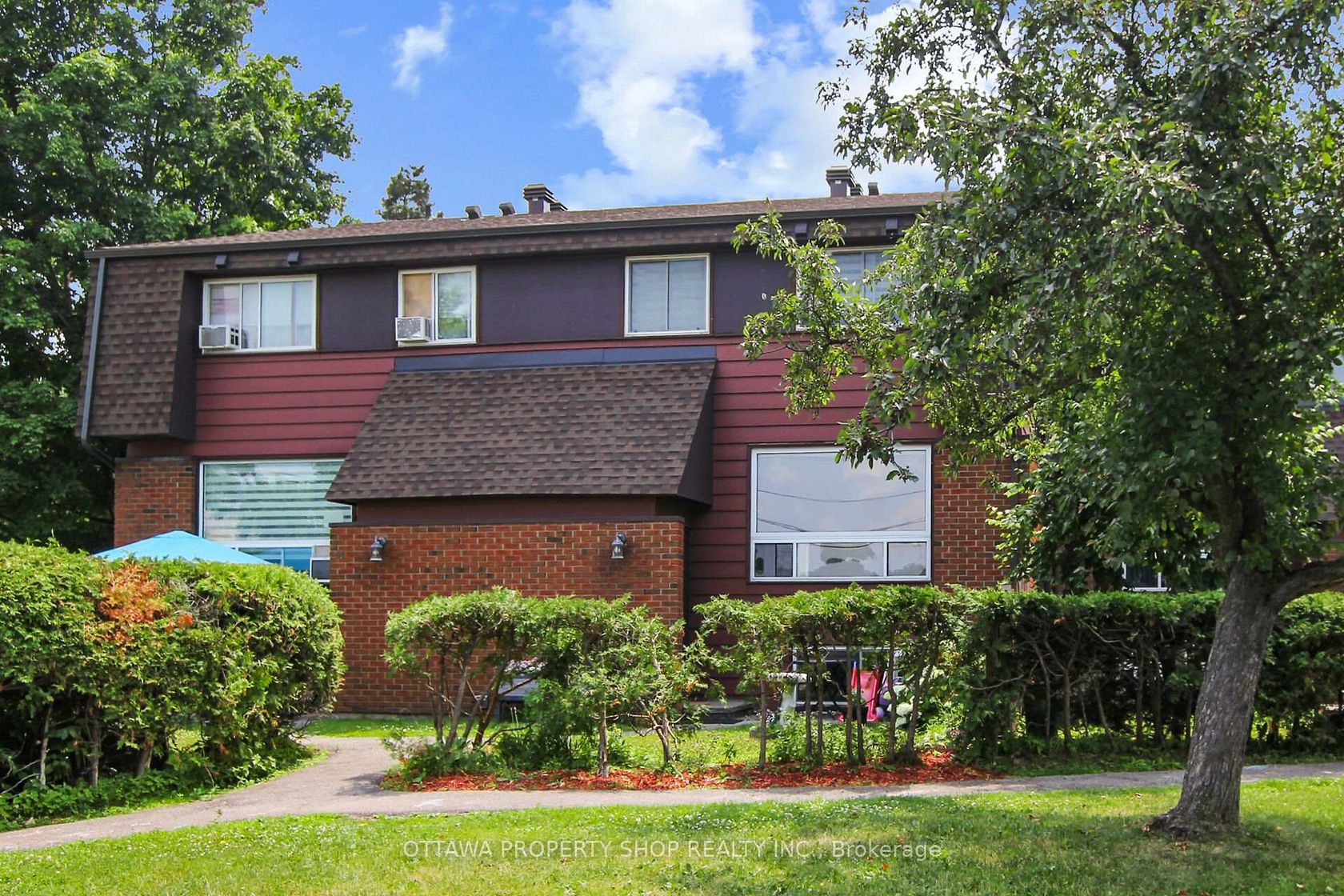 1F Banner Road, Nepean (Sheahan Estates/Trend Village), Ottawa 