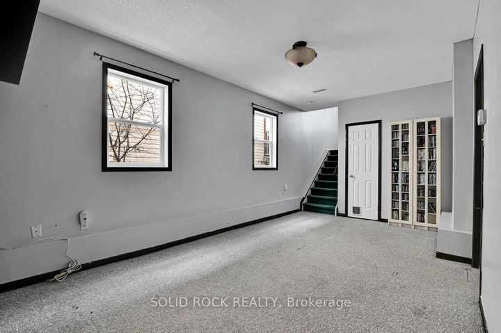 Photo 17 at 33 Boulder Way, Nepean (Longfields), Ottawa