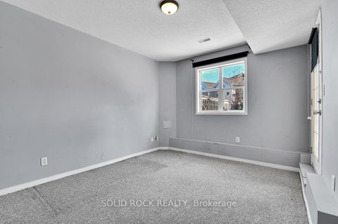 Photo 18 at 33 Boulder Way, Nepean (Longfields), Ottawa