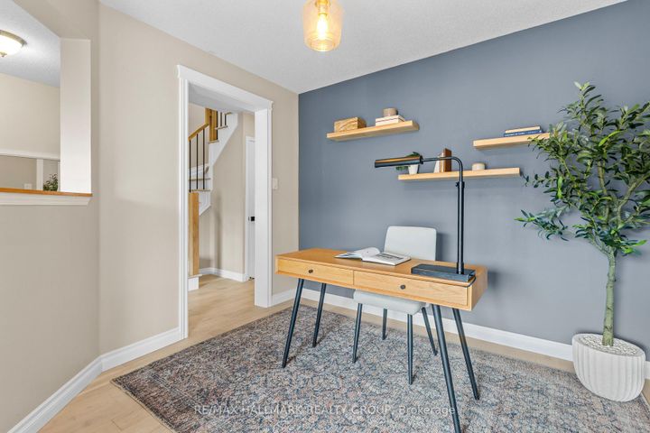 Photo 5 at 25 Oriska Way, Nepean (Longfields), Ottawa