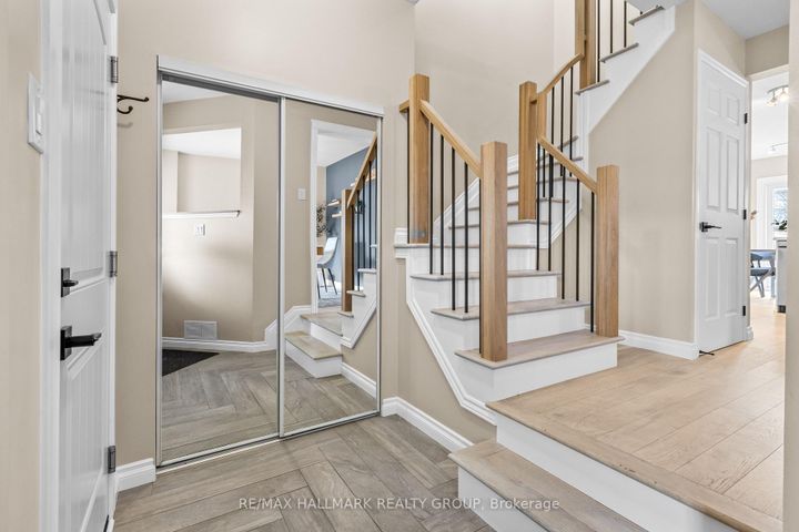 Photo 12 at 25 Oriska Way, Nepean (Longfields), Ottawa