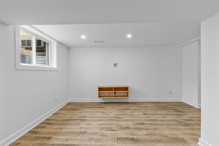 Photo 33 at 25 Oriska Way, Nepean (Longfields), Ottawa