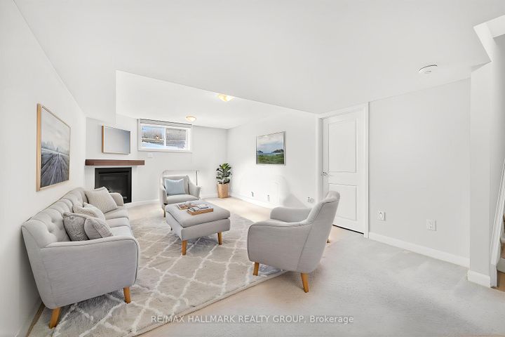 Photo 26 at 562 Clemency Crescent, Nepean (Heritage Park), Ottawa